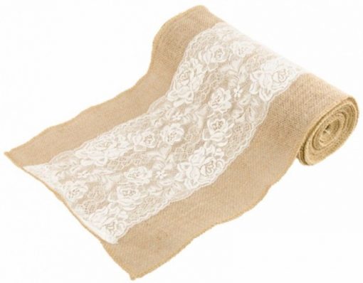 Chemin de table en jute et dentelle