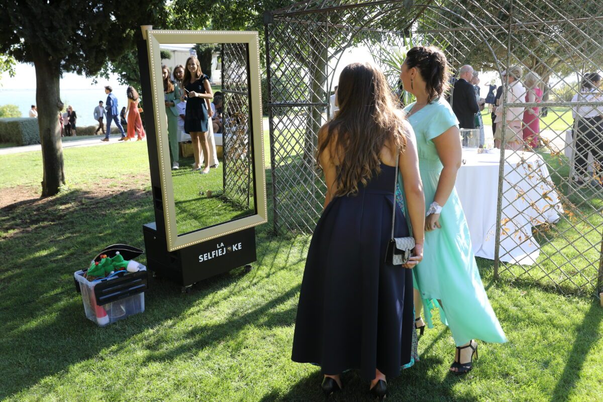 mariage a & j domaine des moures decoration pink event location mobilier (6)