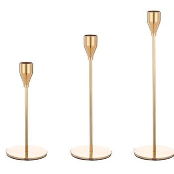 bougeoir doré sur pied