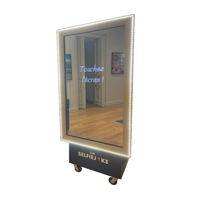 Borne photo Prestige plein pied, miroir pleine hauteur, en location chez Pink Event