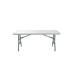 Table rectangulaire PVC, en location chez Pink Event