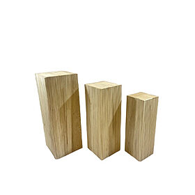 Totems en bois, en location chez Pink Event