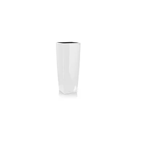 Vase laqué blanc, en location chez Pink Event